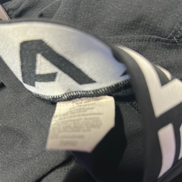 Under Armour Black Athletic Pants - Picture 9 of 9